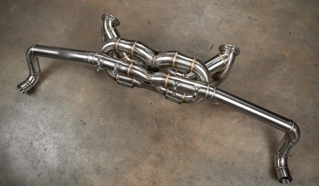 Audi_R8_True_F1_Exhaust_System_Alt_1_Shopify_Custom_Size.webp